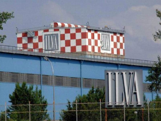 Ex Ilva - 24 ore di protesta contro l’aumento della cassa integrazione. Sindacati a Palazzo Chigi