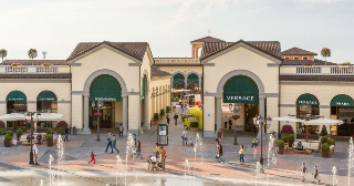 Serravalle Designer Outlet festeggia 25 anni: il 7 settembre una grande festa dello shopping