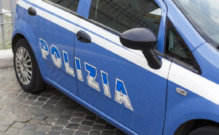 Tortona - Schiamazzi e rissa in centro: panetteria chiusa per 15 giorni dal Questore